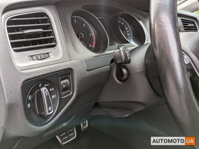 Серый Фольксваген Гольф, объемом двигателя 2 л и пробегом 136 тыс. км за 16500 $, фото 7 на Automoto.ua