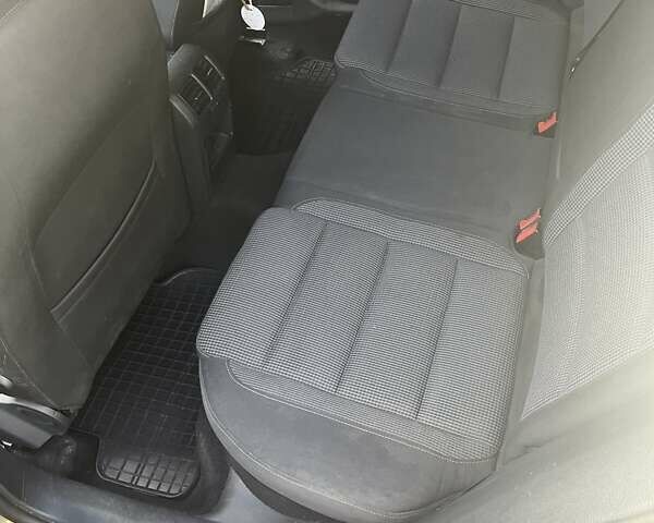 Серый Фольксваген Гольф, объемом двигателя 1.97 л и пробегом 222 тыс. км за 9000 $, фото 10 на Automoto.ua