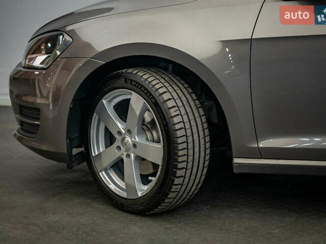 Сірий Фольксваген Гольф, об'ємом двигуна 1.4 л та пробігом 152 тис. км за 12783 $, фото 7 на Automoto.ua