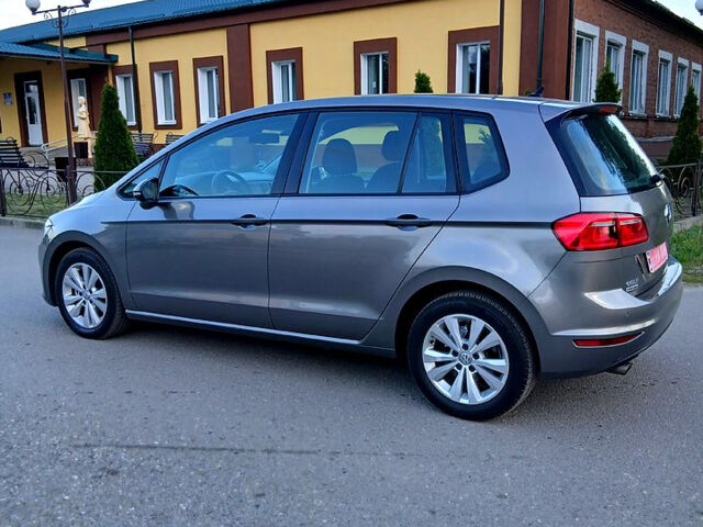 Сірий Фольксваген Гольф, об'ємом двигуна 1.6 л та пробігом 165 тис. км за 13750 $, фото 4 на Automoto.ua