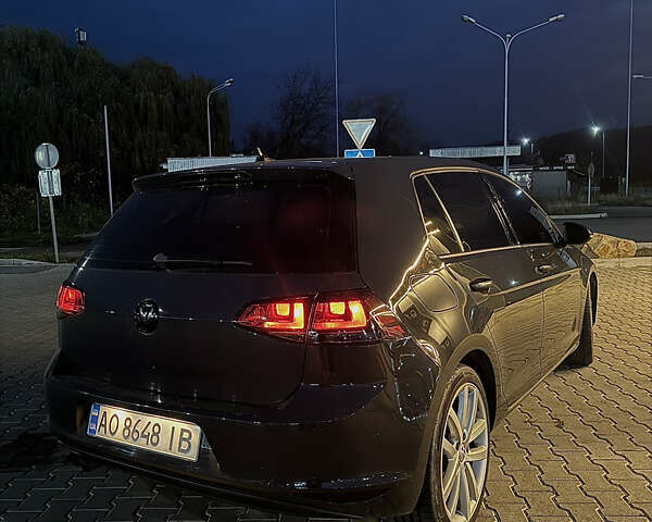 Серый Фольксваген Гольф, объемом двигателя 1.6 л и пробегом 278 тыс. км за 11200 $, фото 4 на Automoto.ua