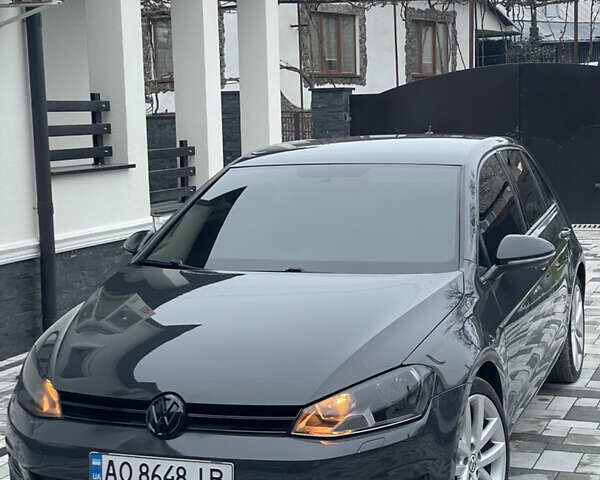 Серый Фольксваген Гольф, объемом двигателя 1.6 л и пробегом 279 тыс. км за 9450 $, фото 3 на Automoto.ua