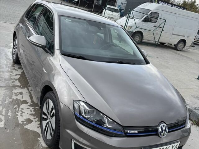 Серый Фольксваген Гольф, объемом двигателя 0 л и пробегом 98 тыс. км за 8500 $, фото 1 на Automoto.ua