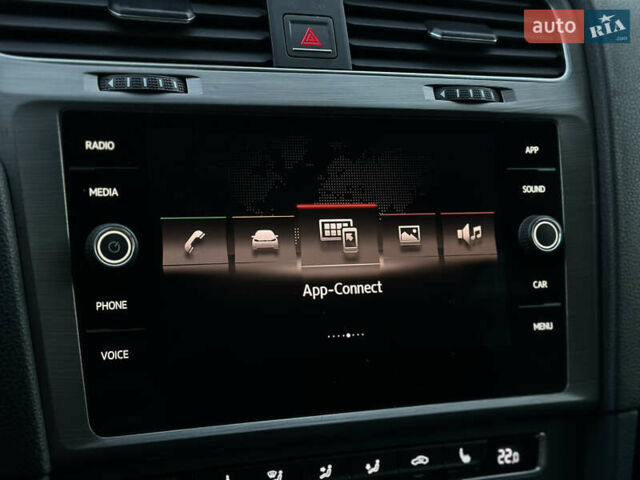 Серый Фольксваген Гольф, объемом двигателя 1.4 л и пробегом 197 тыс. км за 12999 $, фото 58 на Automoto.ua