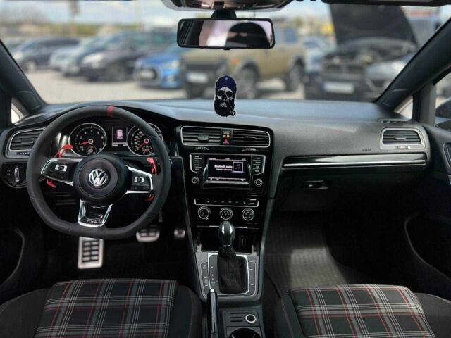 Серый Фольксваген Гольф, объемом двигателя 2 л и пробегом 244 тыс. км за 10900 $, фото 6 на Automoto.ua