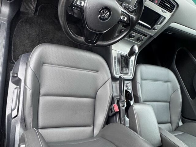 Серый Фольксваген Гольф, объемом двигателя 2 л и пробегом 136 тыс. км за 13800 $, фото 8 на Automoto.ua