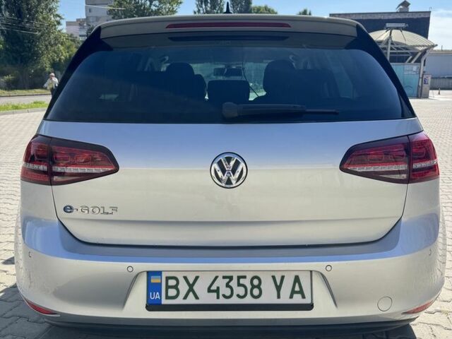 Фольксваген Гольф 2014 в Хмельницком на Automoto.ua Серый Фольксваген Гольф, объемом двигателя 0 л и пробегом 170 тыс. км за 8500 $, фото 12 на Automoto.ua