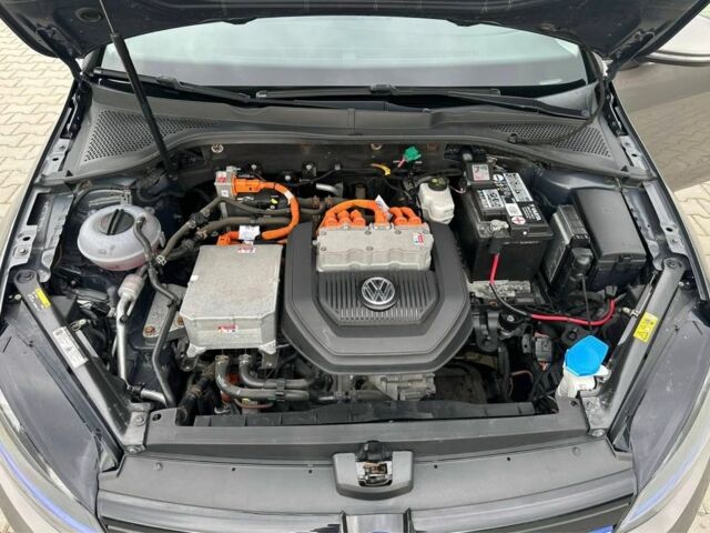 Серый Фольксваген Гольф, объемом двигателя 0 л и пробегом 98 тыс. км за 8500 $, фото 6 на Automoto.ua