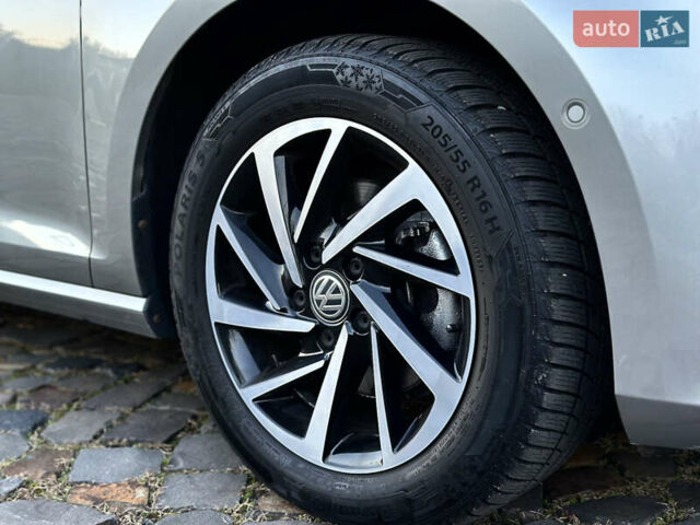 Серый Фольксваген Гольф, объемом двигателя 1.4 л и пробегом 197 тыс. км за 12999 $, фото 27 на Automoto.ua