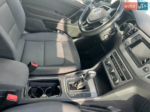 Серый Фольксваген Гольф, объемом двигателя 1.97 л и пробегом 80 тыс. км за 14700 $, фото 19 на Automoto.ua