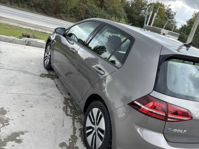 Серый Фольксваген Гольф, объемом двигателя 0 л и пробегом 98 тыс. км за 8500 $, фото 3 на Automoto.ua