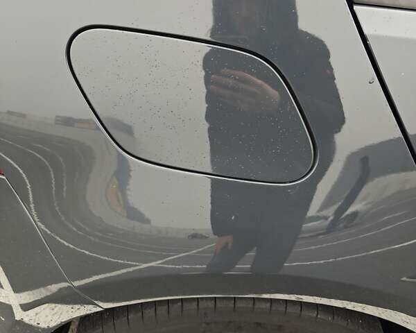 Серый Фольксваген Гольф, объемом двигателя 2 л и пробегом 181 тыс. км за 11400 $, фото 8 на Automoto.ua