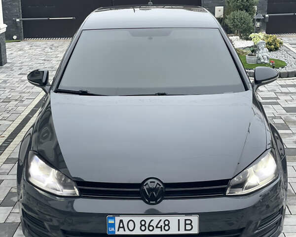 Серый Фольксваген Гольф, объемом двигателя 1.6 л и пробегом 279 тыс. км за 9450 $, фото 12 на Automoto.ua
