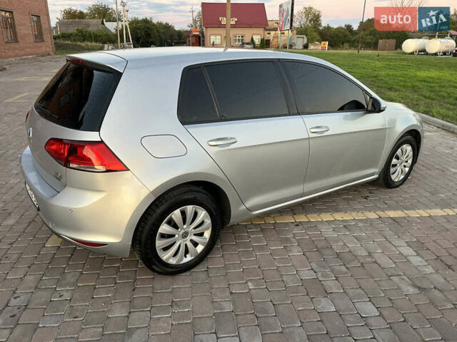 Сірий Фольксваген Гольф, об'ємом двигуна 1.6 л та пробігом 230 тис. км за 8001 $, фото 9 на Automoto.ua
