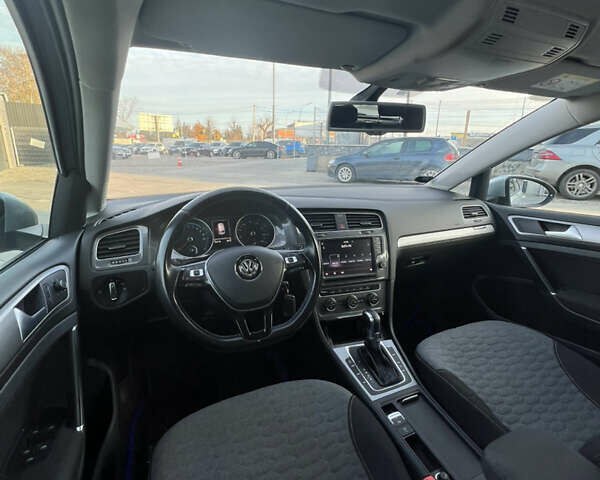 Серый Фольксваген Гольф, объемом двигателя 0 л и пробегом 136 тыс. км за 9000 $, фото 10 на Automoto.ua