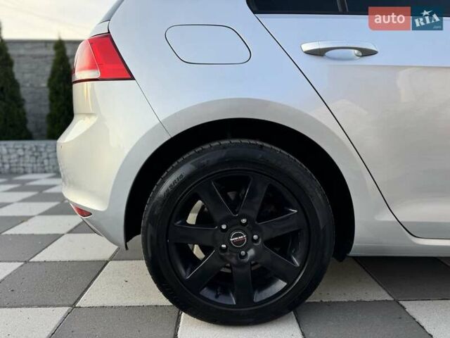 Серый Фольксваген Гольф, объемом двигателя 1.6 л и пробегом 262 тыс. км за 11300 $, фото 19 на Automoto.ua