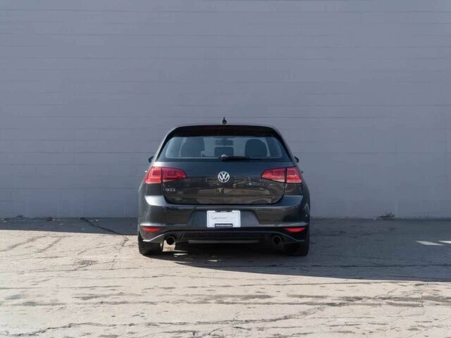 Серый Фольксваген Гольф, объемом двигателя 2 л и пробегом 73 тыс. км за 2800 $, фото 5 на Automoto.ua