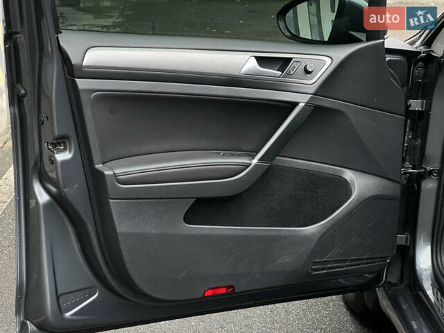 Сірий Фольксваген Гольф, об'ємом двигуна 1.8 л та пробігом 136 тис. км за 12500 $, фото 26 на Automoto.ua