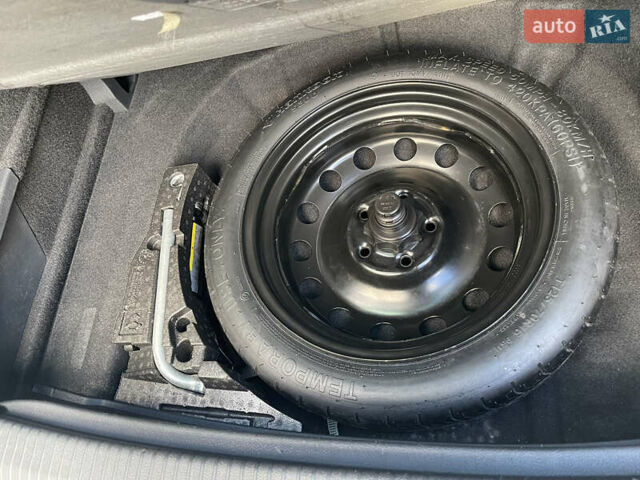 Серый Фольксваген Гольф, объемом двигателя 1.4 л и пробегом 169 тыс. км за 11900 $, фото 43 на Automoto.ua