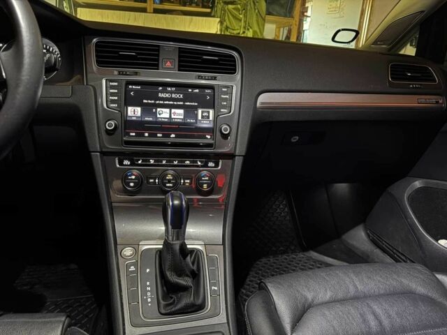 Серый Фольксваген Гольф, объемом двигателя 0 л и пробегом 100 тыс. км за 9200 $, фото 7 на Automoto.ua