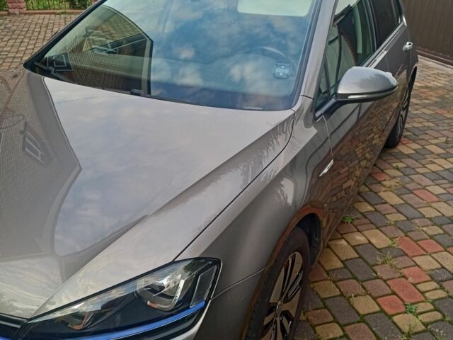 Фольксваген Гольф 2015 у Вышгороде на Automoto.ua Сірий Фольксваген Гольф, об'ємом двигуна 0 л та пробігом 128 тис. км за 9700 $, фото 4 на Automoto.ua