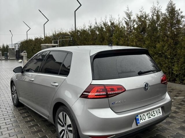 Серый Фольксваген Гольф, объемом двигателя 0 л и пробегом 129 тыс. км за 10300 $, фото 4 на Automoto.ua