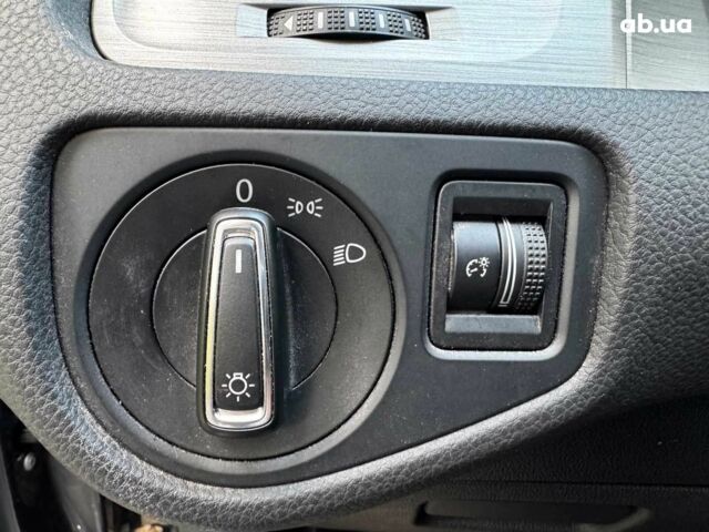 Сірий Фольксваген Гольф, об'ємом двигуна 2 л та пробігом 198 тис. км за 11590 $, фото 11 на Automoto.ua
