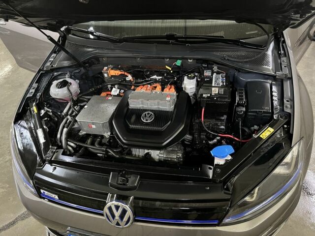 Серый Фольксваген Гольф, объемом двигателя 0 л и пробегом 170 тыс. км за 9000 $, фото 6 на Automoto.ua