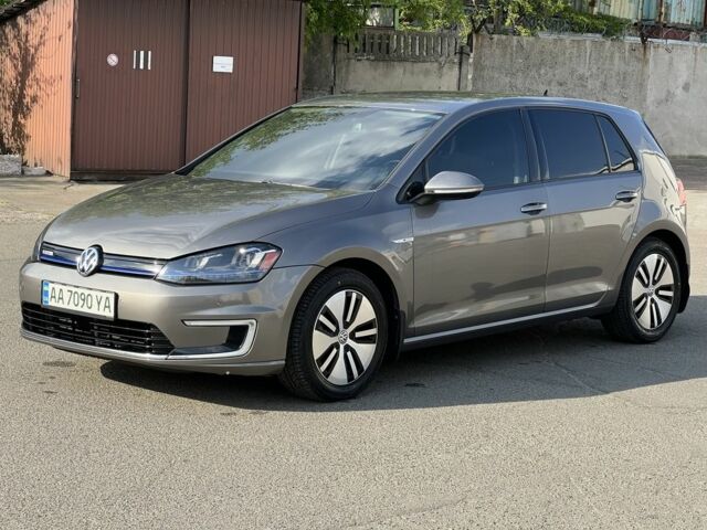 Фольксваген Гольф 2015 у Києві на Automoto.ua Сірий Фольксваген Гольф, об'ємом двигуна 0 л та пробігом 130 тис. км за 9500 $, фото 1 на Automoto.ua