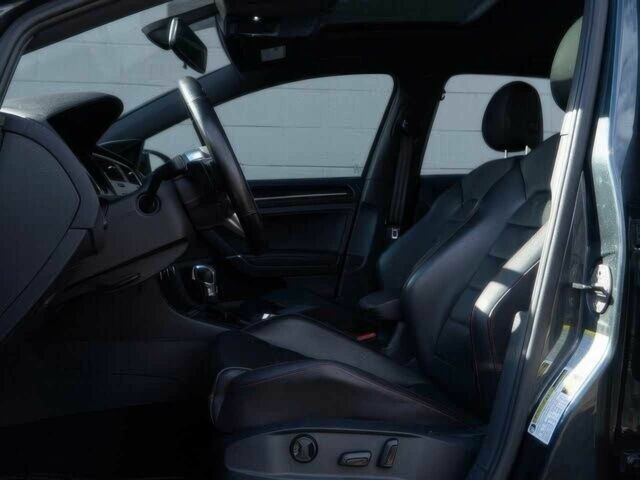 Серый Фольксваген Гольф, объемом двигателя 2 л и пробегом 73 тыс. км за 2800 $, фото 7 на Automoto.ua