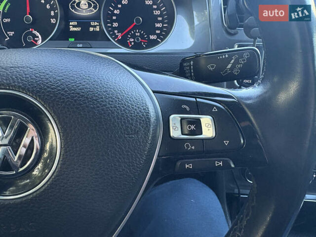 Серый Фольксваген Гольф, объемом двигателя 1.2 л и пробегом 210 тыс. км за 9900 $, фото 12 на Automoto.ua