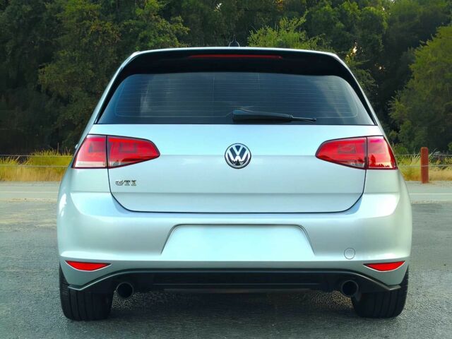 Серый Фольксваген Гольф, объемом двигателя 2 л и пробегом 71 тыс. км за 7400 $, фото 4 на Automoto.ua