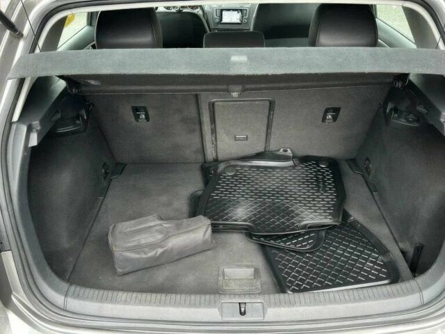 Серый Фольксваген Гольф, объемом двигателя 0 л и пробегом 78 тыс. км за 5500 $, фото 9 на Automoto.ua