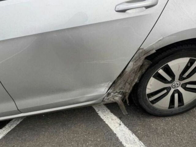 Сірий Фольксваген Гольф, об'ємом двигуна 0 л та пробігом 160 тис. км за 6300 $, фото 4 на Automoto.ua