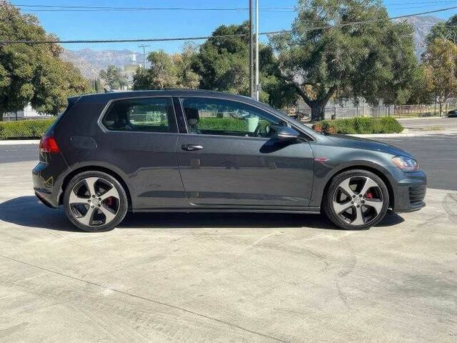 Сірий Фольксваген Гольф, об'ємом двигуна 2 л та пробігом 118 тис. км за 8000 $, фото 3 на Automoto.ua