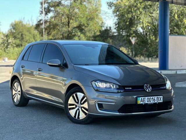 Сірий Фольксваген Гольф, об'ємом двигуна 0 л та пробігом 127 тис. км за 8500 $, фото 2 на Automoto.ua