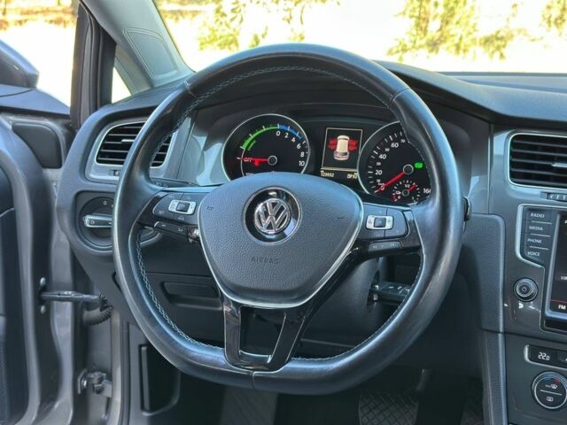 Сірий Фольксваген Гольф, об'ємом двигуна 0 л та пробігом 127 тис. км за 8500 $, фото 9 на Automoto.ua