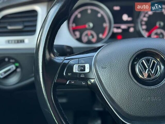 Серый Фольксваген Гольф, объемом двигателя 1.6 л и пробегом 262 тыс. км за 11300 $, фото 35 на Automoto.ua