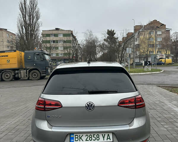 Сірий Фольксваген Гольф, об'ємом двигуна 0 л та пробігом 182 тис. км за 8499 $, фото 6 на Automoto.ua