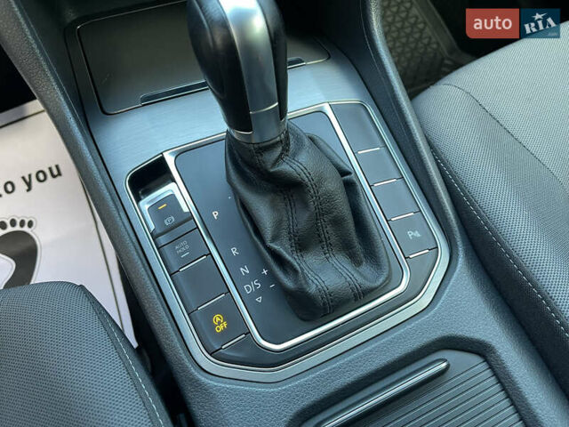 Серый Фольксваген Гольф, объемом двигателя 1.4 л и пробегом 169 тыс. км за 11900 $, фото 30 на Automoto.ua