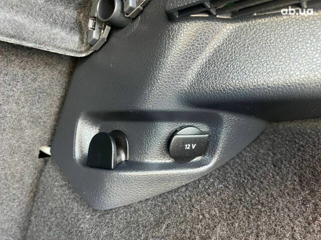 Сірий Фольксваген Гольф, об'ємом двигуна 1.6 л та пробігом 228 тис. км за 10990 $, фото 28 на Automoto.ua