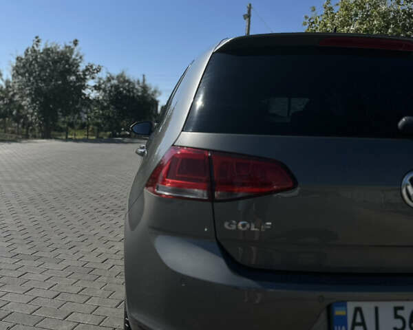 Серый Фольксваген Гольф, объемом двигателя 1.6 л и пробегом 288 тыс. км за 12200 $, фото 5 на Automoto.ua