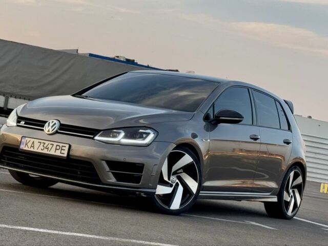 Серый Фольксваген Гольф, объемом двигателя 2 л и пробегом 142 тыс. км за 19999 $, фото 2 на Automoto.ua