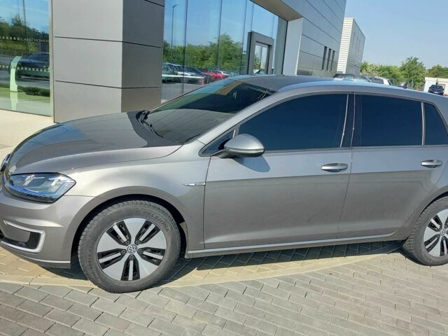 Серый Фольксваген Гольф, объемом двигателя 0 л и пробегом 79 тыс. км за 10500 $, фото 4 на Automoto.ua