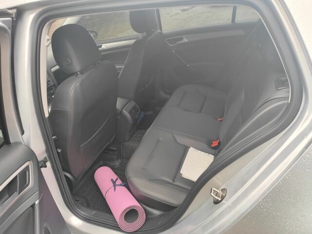 Серый Фольксваген Гольф, объемом двигателя 0 л и пробегом 99 тыс. км за 10000 $, фото 7 на Automoto.ua