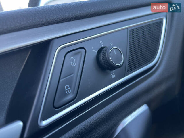 Серый Фольксваген Гольф, объемом двигателя 1.4 л и пробегом 169 тыс. км за 11900 $, фото 64 на Automoto.ua