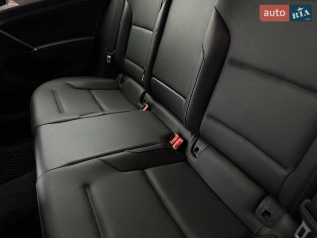 Сірий Фольксваген Гольф, об'ємом двигуна 1.8 л та пробігом 153 тис. км за 11300 $, фото 18 на Automoto.ua