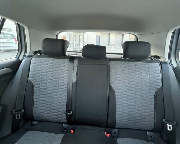 Серый Фольксваген Гольф, объемом двигателя 0 л и пробегом 136 тыс. км за 9000 $, фото 16 на Automoto.ua