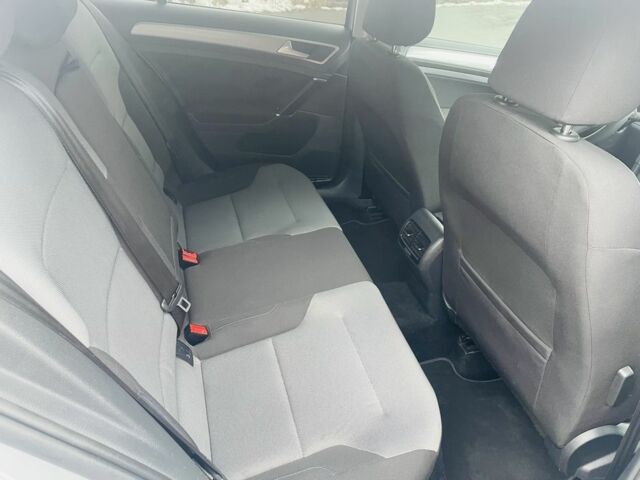 Серый Фольксваген Гольф, объемом двигателя 0 л и пробегом 128 тыс. км за 7700 $, фото 6 на Automoto.ua