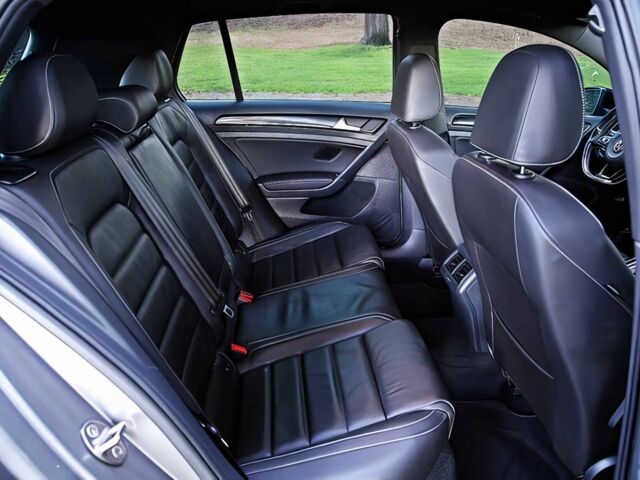 Серый Фольксваген Гольф, объемом двигателя 2 л и пробегом 73 тыс. км за 11000 $, фото 15 на Automoto.ua